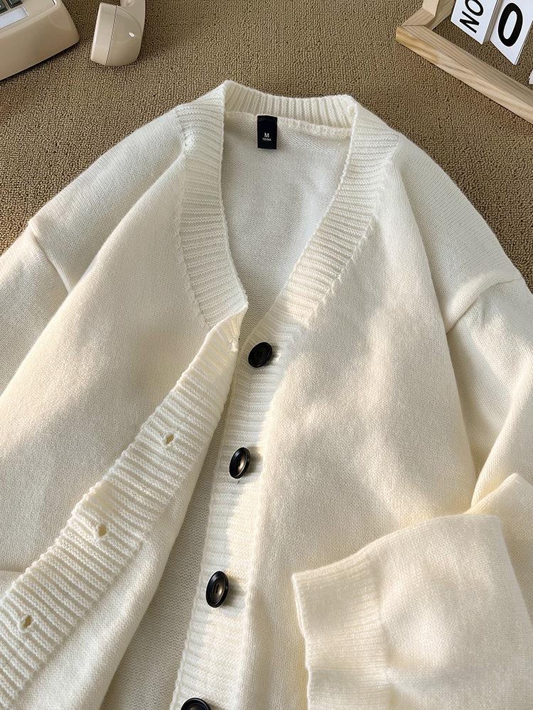 Herren Retro V-Ausschnitt Cardigan Pullover – Trendige Strickware, Warm, Einreiher, Lockerer Schnitt, Perfekt für Herbst/Winter.