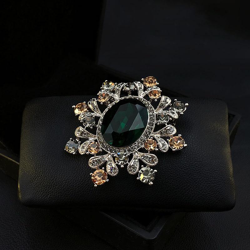 

Luxury Retro Micro-inlay Zircon Multi-color Flower Oval Crystal Brooch for Women Exquisite High-end Suit Pin Accessories Zircon