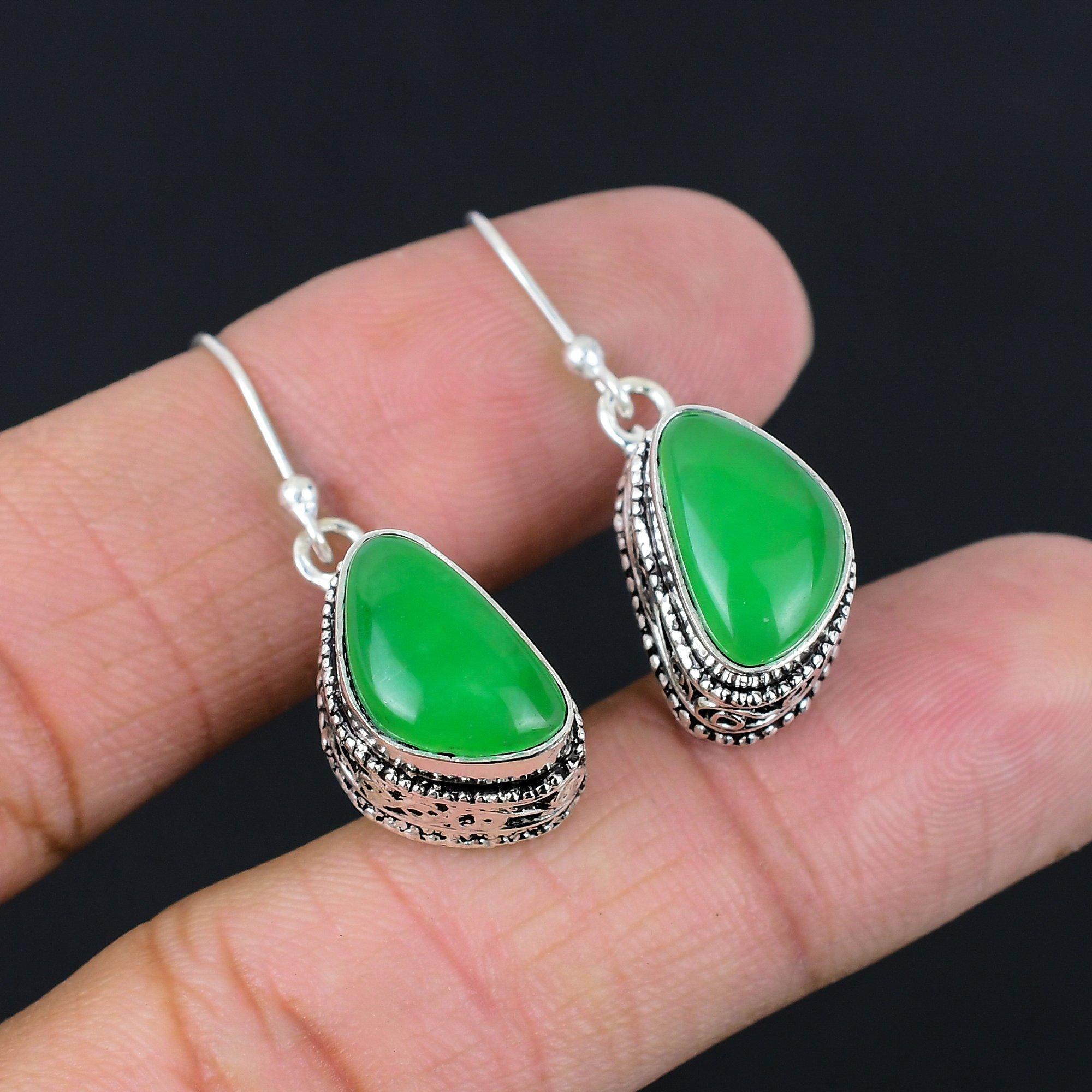 

Trillion Green Kyanite Gemstone 925 Silver Vintage Dangle Drop Earrings Jewelry
