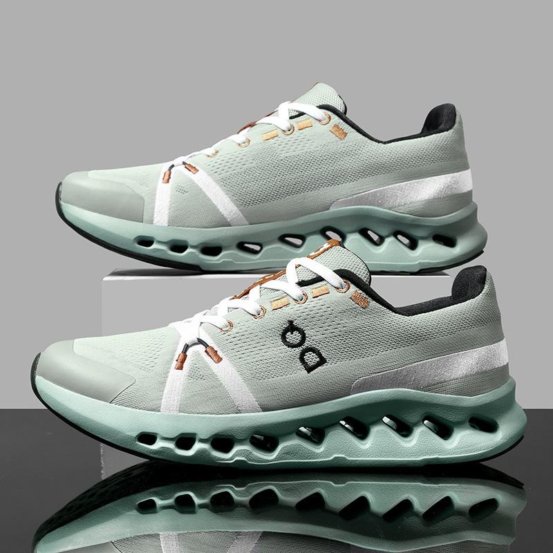 Spring Platform Sports Shoes, Light and Breathable Fly-woven Running Shoes, Male Adolescent Student Sports Shoes