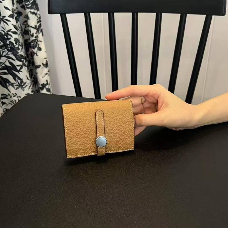 26 New Genuine Pickup Truck With Leather Toe Layer, Women's Foldable Short Wallet, Trendy Leather, Fashionable Drawstring, Versatile Wallet