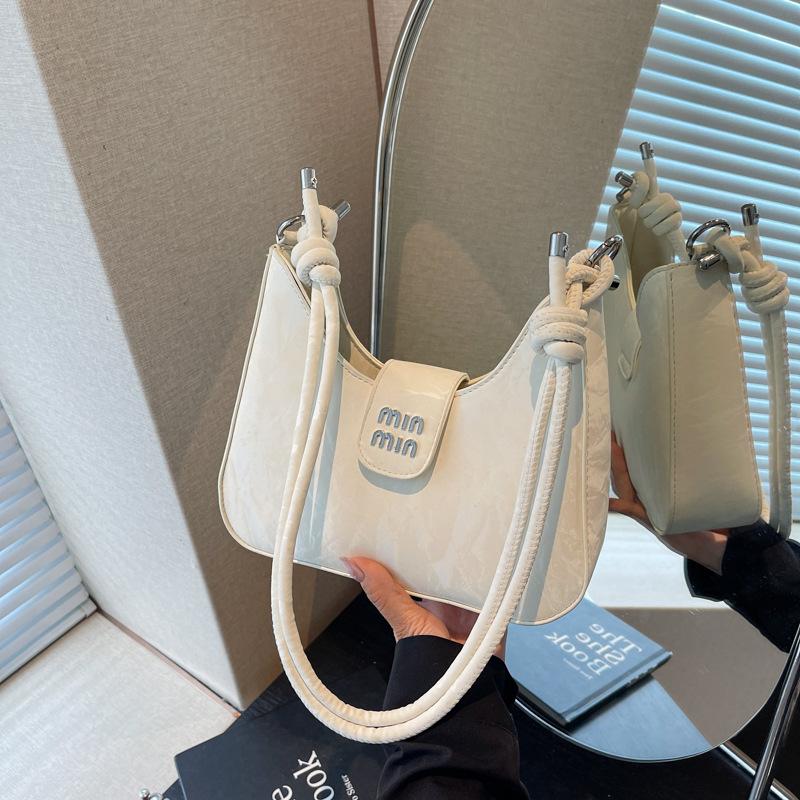 Underarm Bag Women's New Fashion High-end Sense Versatile Popular Shoulder Crossbody Bucket Bag