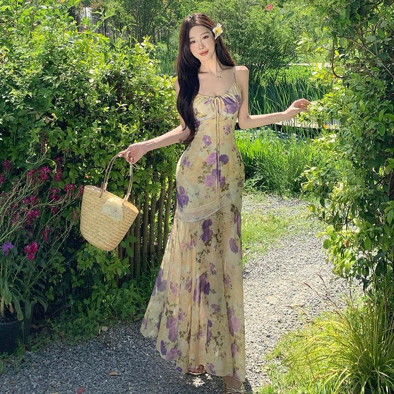 New Holiday Style Dress Women's Summer Lace Hip Wrap Fishtail Skirt Floral Suspender Dress Long Dress