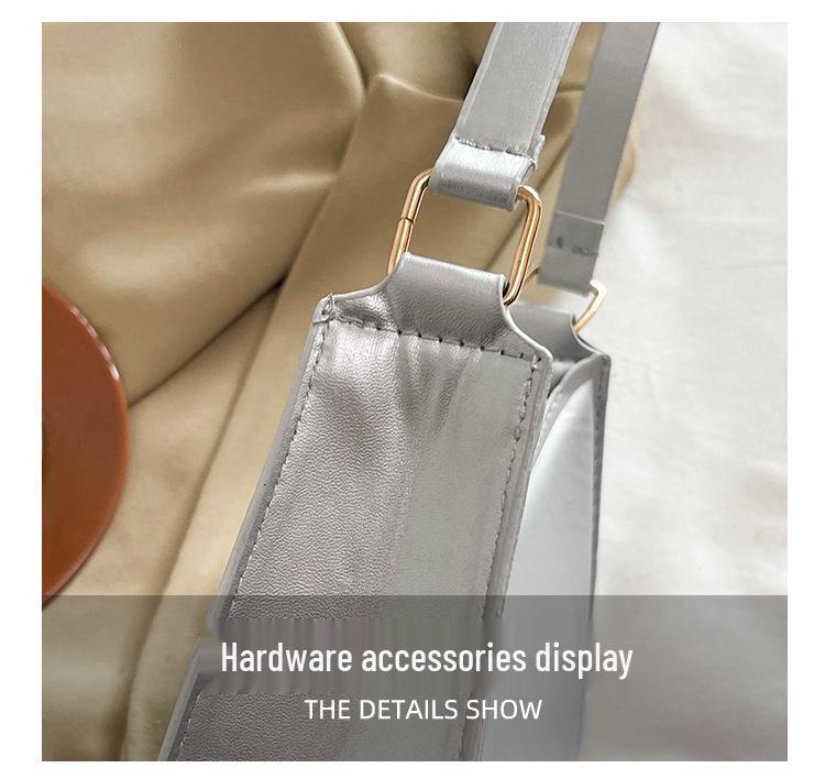 2024 Versatile Textured Casual Bag: Fresh, Simple, Solid Color Shoulder Bag for Autumn/Winter Fashion