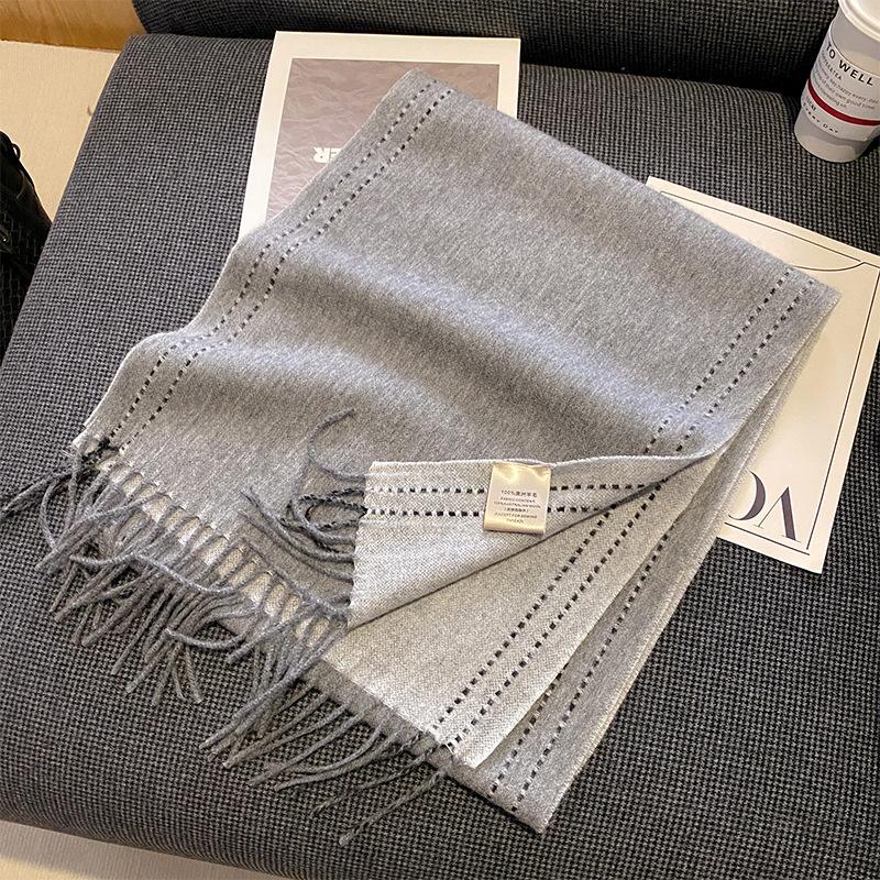 

Autumn and Winter Korean Style Fashionable Pure Wool Scarf for Women Versatile and Warm Wool Scarf New Comfortable and Thickened Shawl 180cm