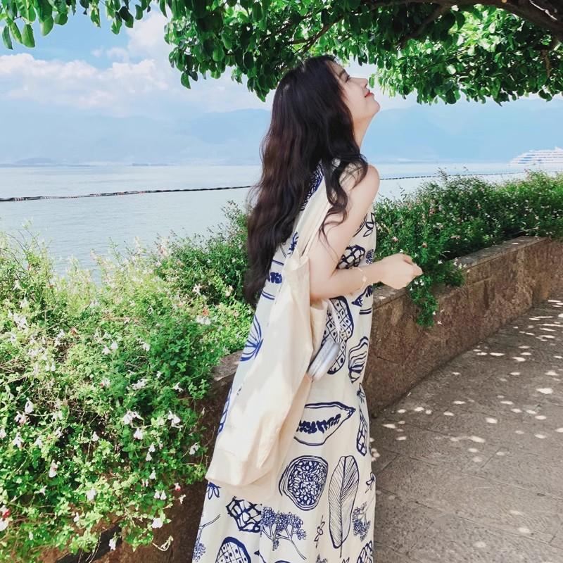 Light and mature style seaside vacation casual literary and artistic fan printed long dress women's summer new gentle temperament sleeveless dress
