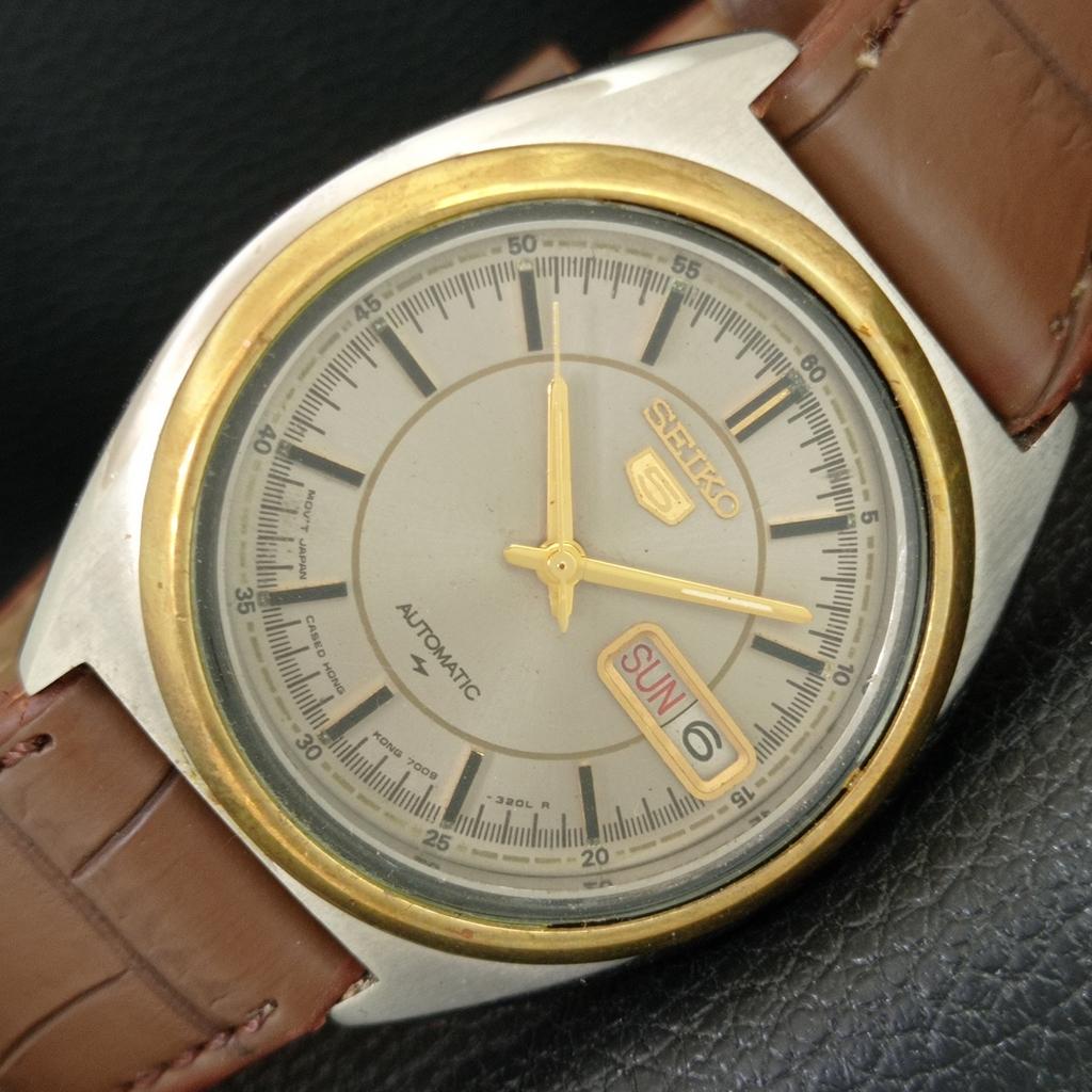VINTAGE SEIKO 5 AUTOMATIC 7009A JAPAN MENS ORIGINAL DIAL WATCH A709155-1