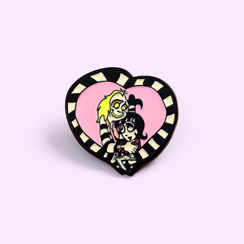 Creative Cartoon Heart Brooch Charming Heartshaped Pin For Unique Style Enthusiasts