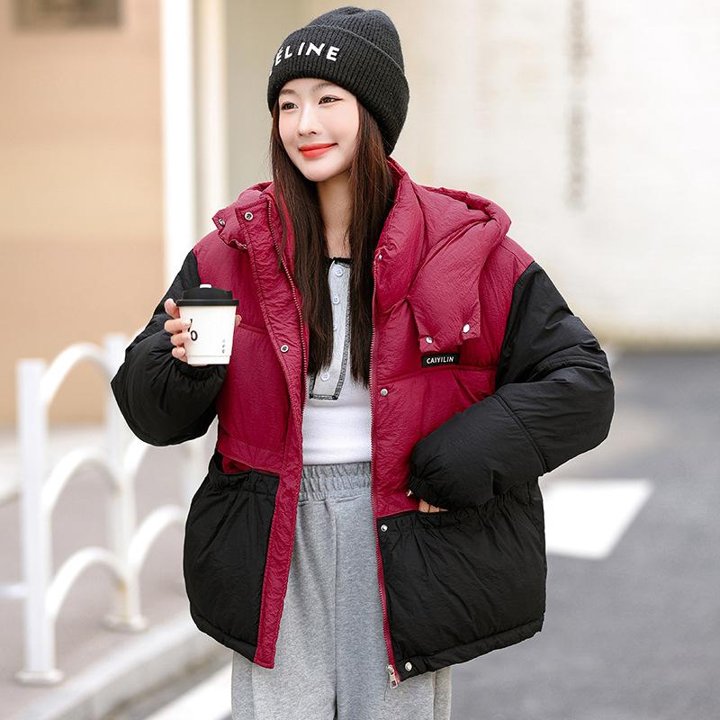 

Корейская версия контрастной стеганой хлопковой куртки с капюшоном, женская, зима 2025, новая, утолщенная, приталенная, теплая куртка-пуховик XL