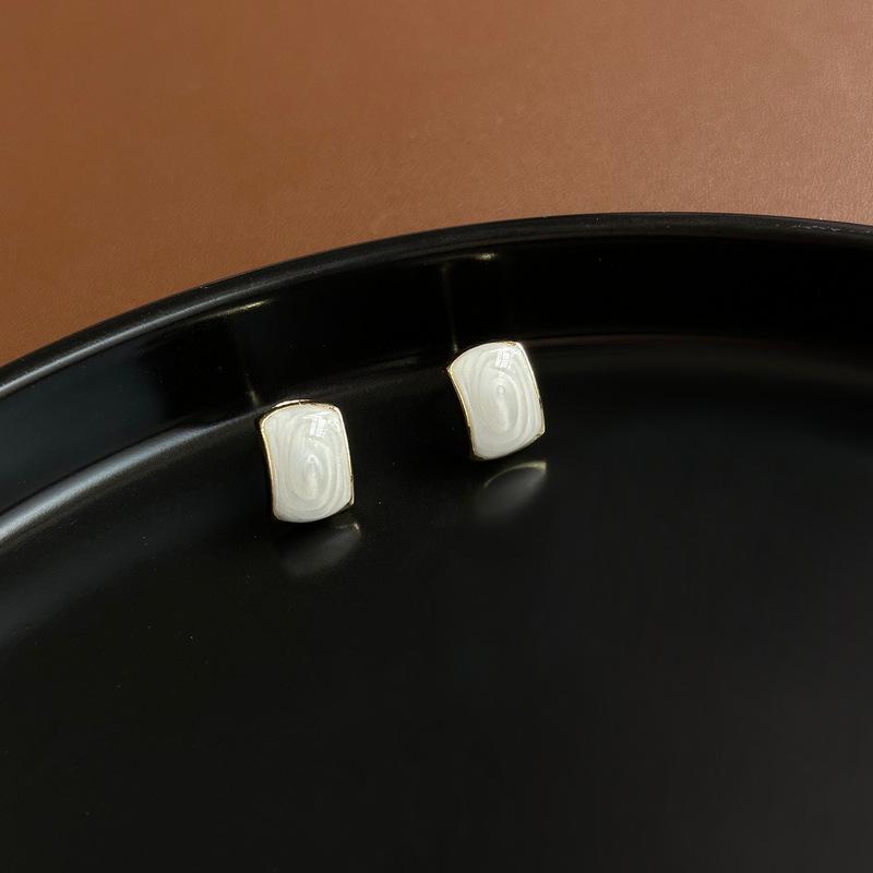 Korean S925 Silver Needle Elegant Small Earrings for Women