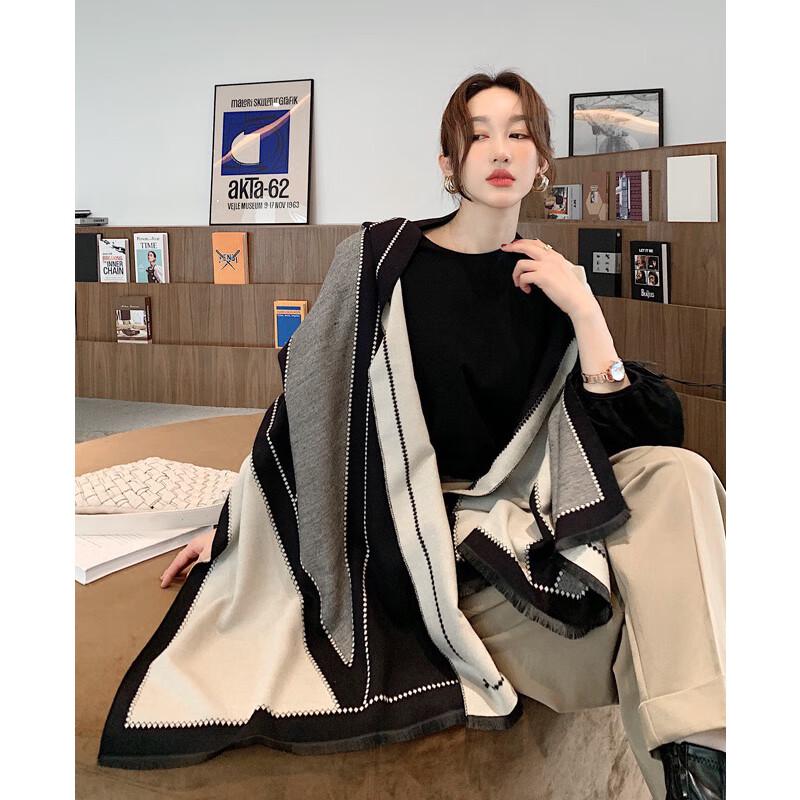 VICTORIA&VERA Autumn/Winter Geometric Fringe Scarf