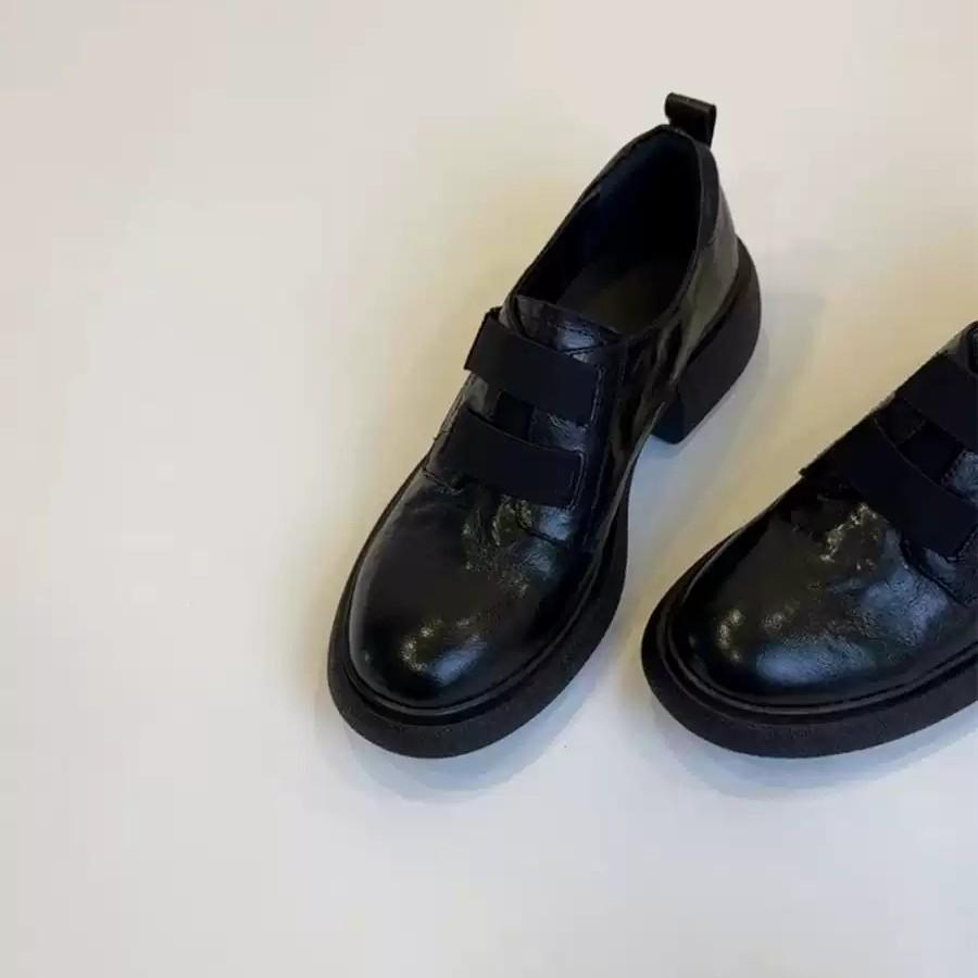 

Sheepskin version~ College style loafers, small leather shoes, thick heel soft sole, comfortable Velcro, thin feet, round head women s single shoes 40