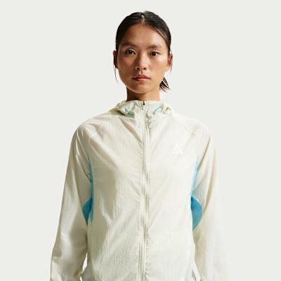 Nike ACG Running Jackets Women s Hooded Moderate Other XS