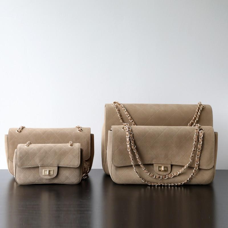 Luxury Chic Vintage Crossbody Bag In Suede-Texture Matte Leather With Quilted Chain Strap