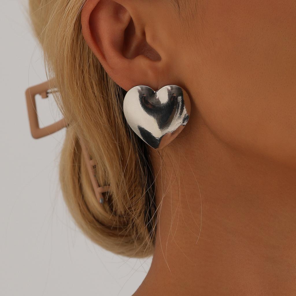 INS love retro design stud earrings exaggerated geometric symmetry heart earrings