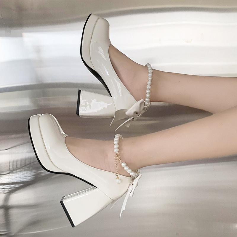 

Японские однотонные туфли Мэри Джейн женские бант супер высокий каблук легкий каблук толстый каблук жемчужная пряжка водонепроницаемые туфли на платформе 40