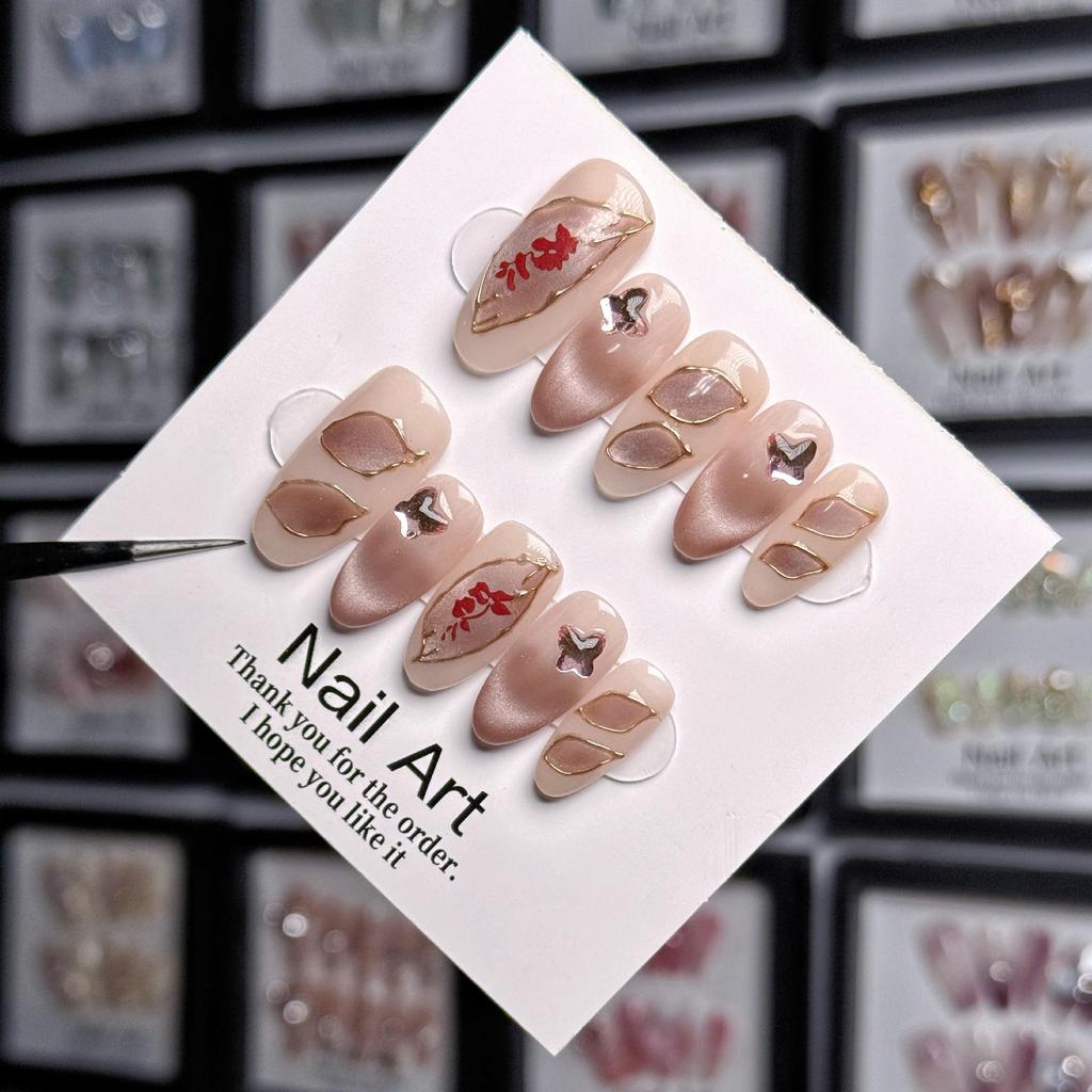 Fallen Flower Nails: Pure Handmade Nail Art with Golden Silk Leaves and Cat's Eye Effect for Whiter, Longer-Looking Hands