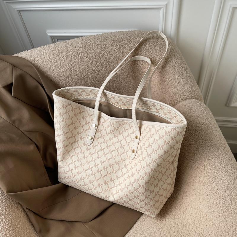 

Вместительная сумка-тоут женская новая модная ретро сумка под мышку высококлассная сумка для поездок на работу сумка через плечо бежевый