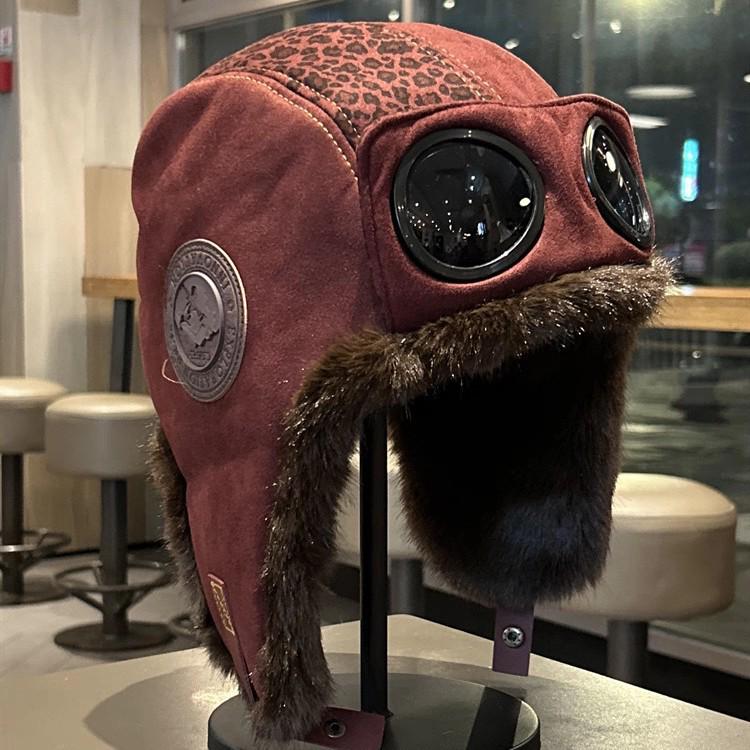 

Женская шапка-авиатор с леопардовым принтом: Уютный бархат, утолщенный для зимнего тепла, с ушками One Size