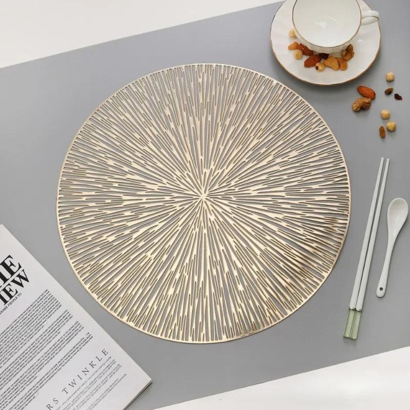 Round Placemats Gold Metallic Placemats 15in PVC Decoration Easy Clean Wipeable Non-Slip Stain Heat Resistant Table Place Mats