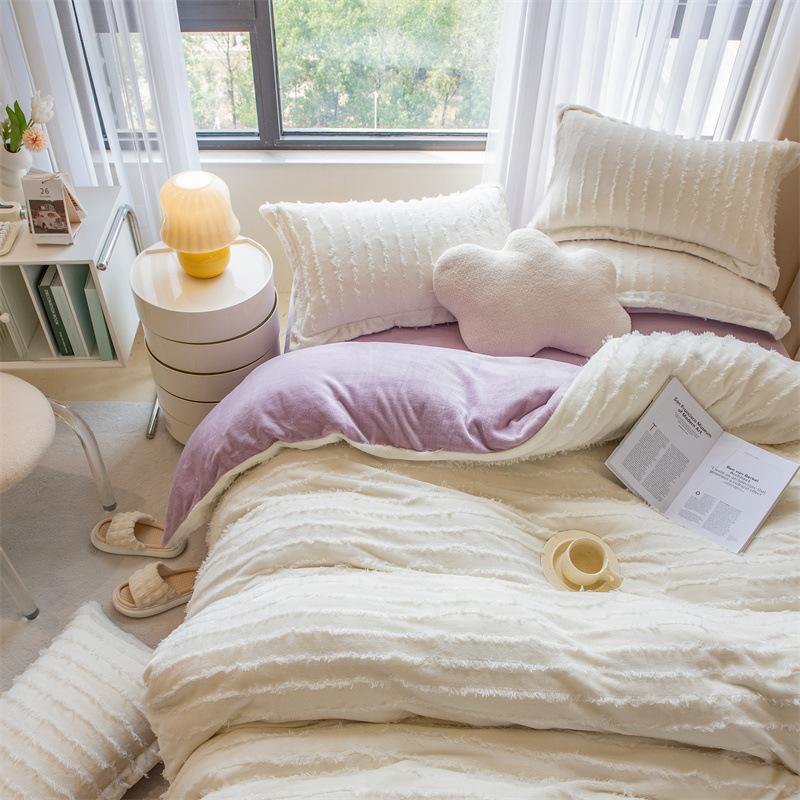 Ins Solid Milk Velvet Vierteiliger Bettbezug aus Korallensamt mit Fransen Winterflanell-Bettlaken Bettbezug Bettwäsche