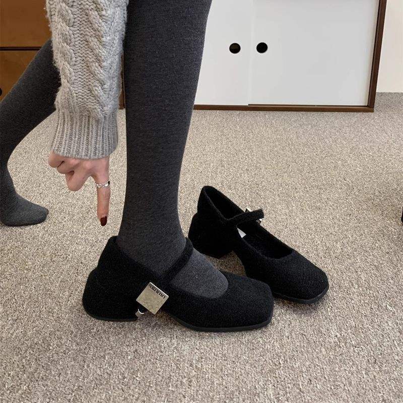 Gray Mary Jane Fluffy Shoes Women's Winter Wear New French Retro Woolen Thick Heel Single Shoes Women's Velvet High Heels