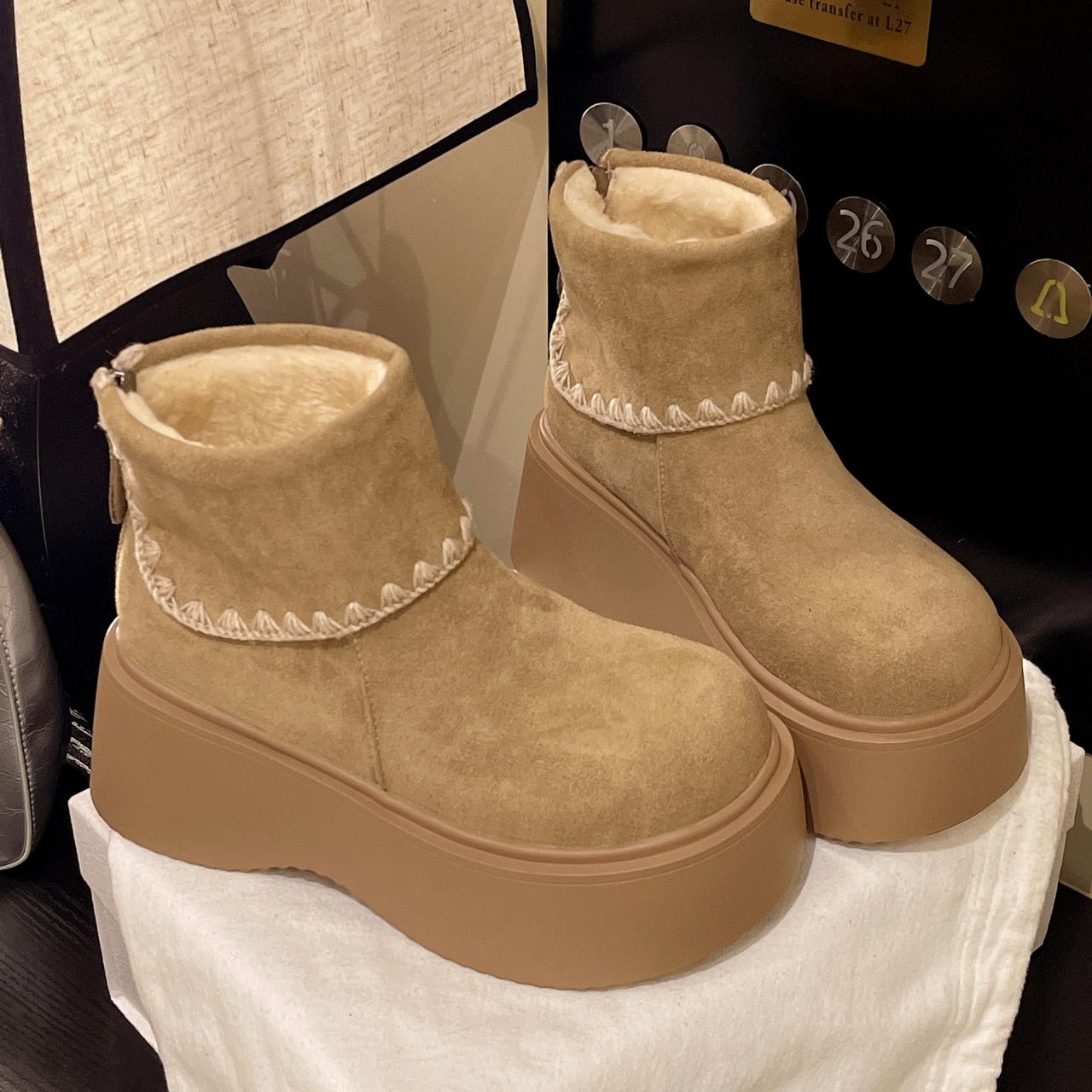 

Модные женские зимние ботинки на платформе с толстой подошвой и мехом, осенне-зимняя женская обувь, теплые хлопковые ботильоны на высокой подошве 35