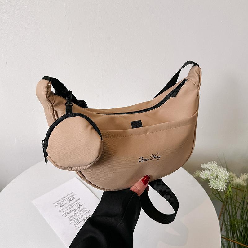 

Повседневная простая парусиновая сумка большой вместимости женская 2025 весна и лето новая сумка-пельмень модная сумка-мессенджер one size fits all хаки