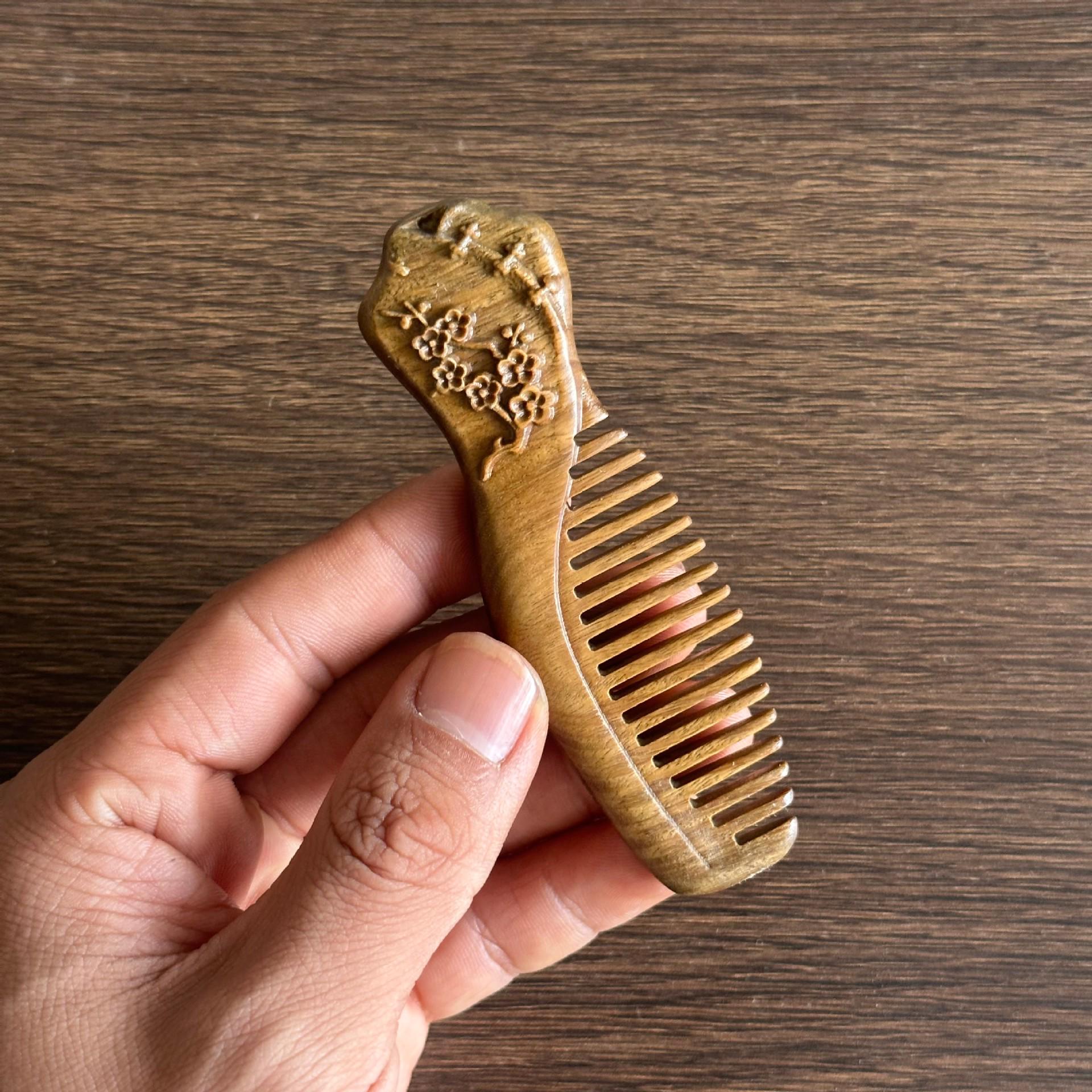 

Аргентинский зеленый сандал Ципао Гребень для волос – Резной гребень для сглаживания в китайском стиле, подарок