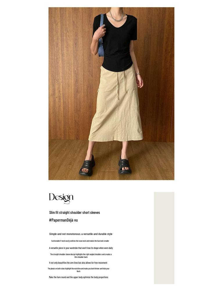 Sinan Kağıt Adam Lüks V Yaka Kısa Kollu; Pileli Bel, Dar Kesim, Düz Omuzlu Üst SN5745