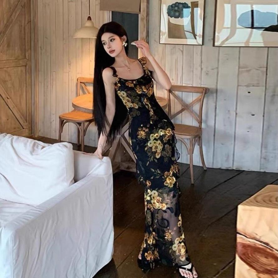 French Retro Temperament, Royal Sister Style, Advanced Sense, Printed Lotus Leaf Edge Suspender Dress, Summer Open-ended Hip-wrapped Long Dress