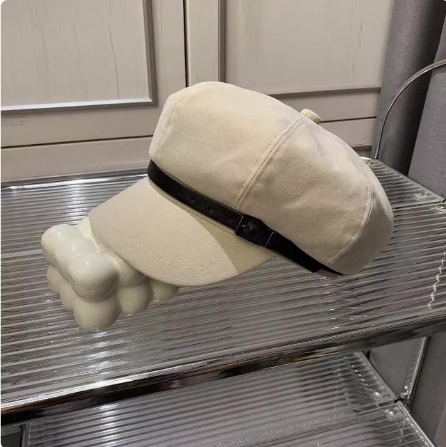 

Autumn and winter new high-quality suede newsboy hat children s new face small octagonal painter hat бежевий