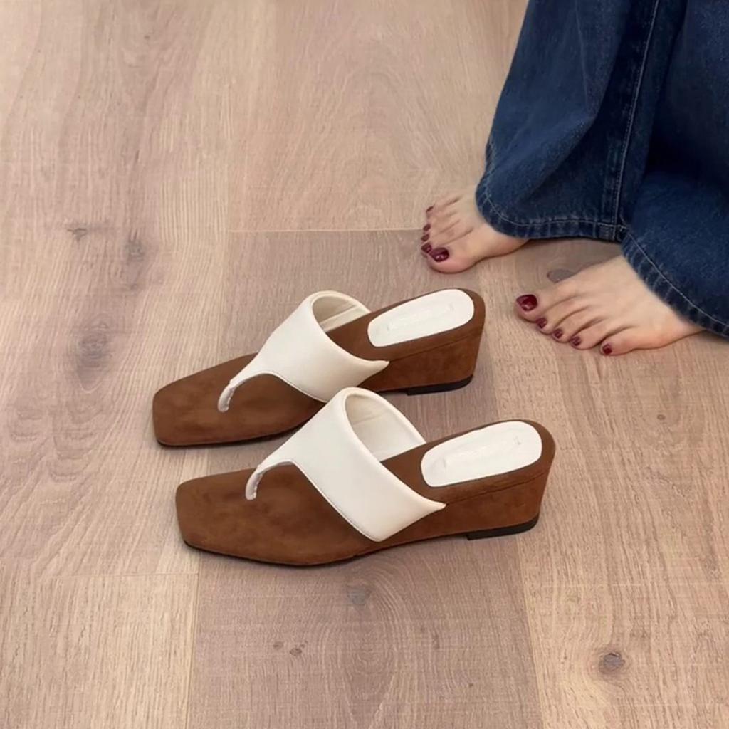 Keep version~ Thick-soled heightening flip-flops, retro minimalist square toe cool slippers, women's slope heel beach shoes