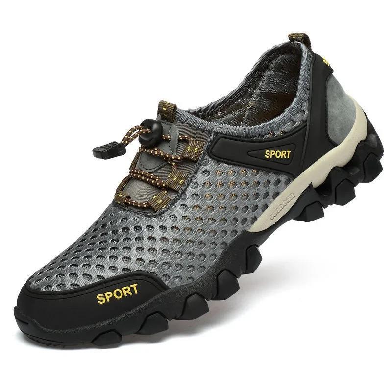 Water Shoes for Men Slip On Breathable Beach Aqua Shoes Outdoor Hiking Wading Travel Shoes Quick Drying Sneakers Male