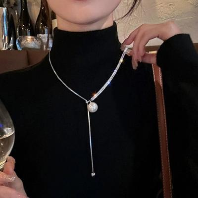 Temperamento de luxo leve vento frio diamante de água borla de pérola corrente para a clavícula sexy moda menina popular alto senso colar