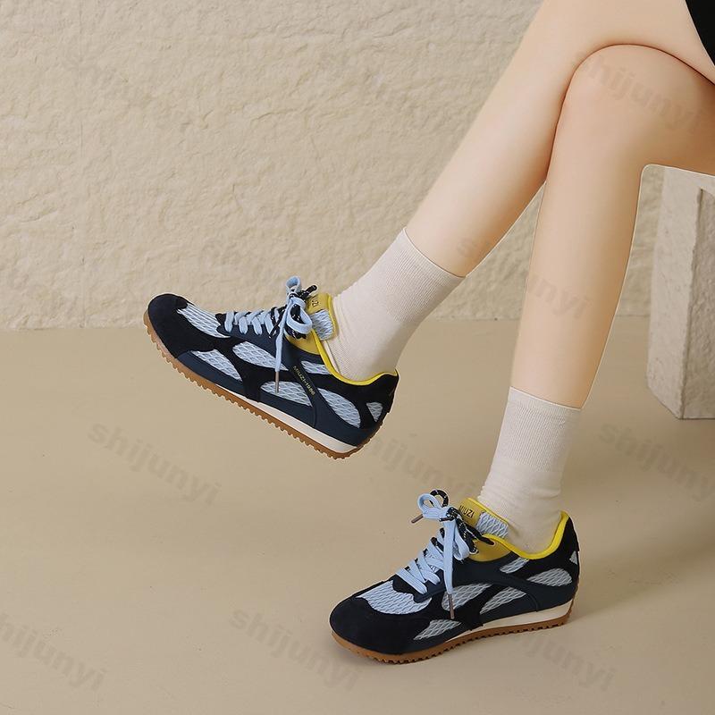 Fashion Women Casual Sports Shoes 2025 Comfortable Breathable Non Slip Outdoor Running Shoes Thick Soled Autumn Fashion Vulcanized Shoes