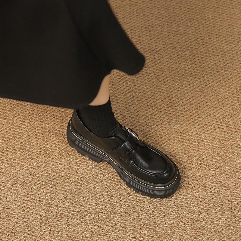 Autumn and Winter Platform One-word Buckle with Retro Small Leather Shoes College Style Single Shoes