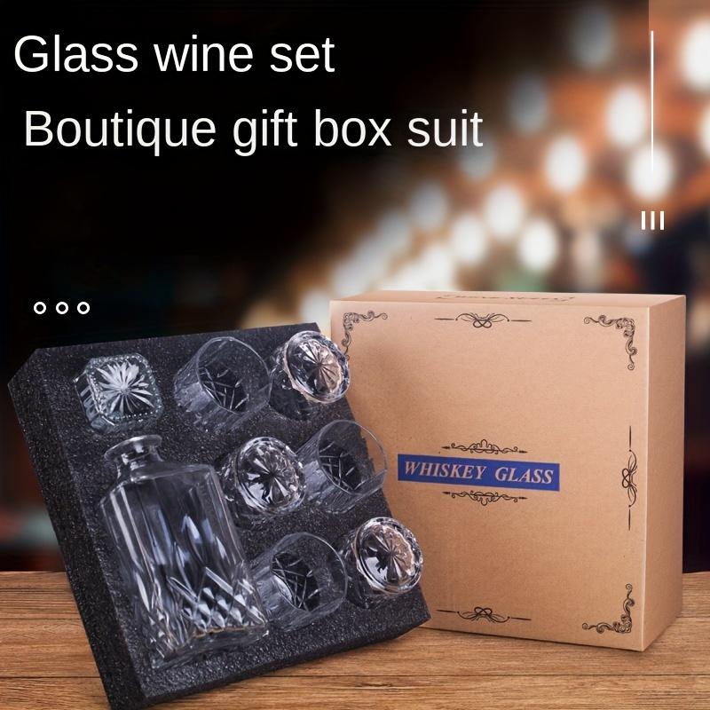 Elegantní 7dílná sada karaf na whisky s vintage dvouvrstvými sklenicemi – bezolovnaté sklo do baru nebo jako dárek