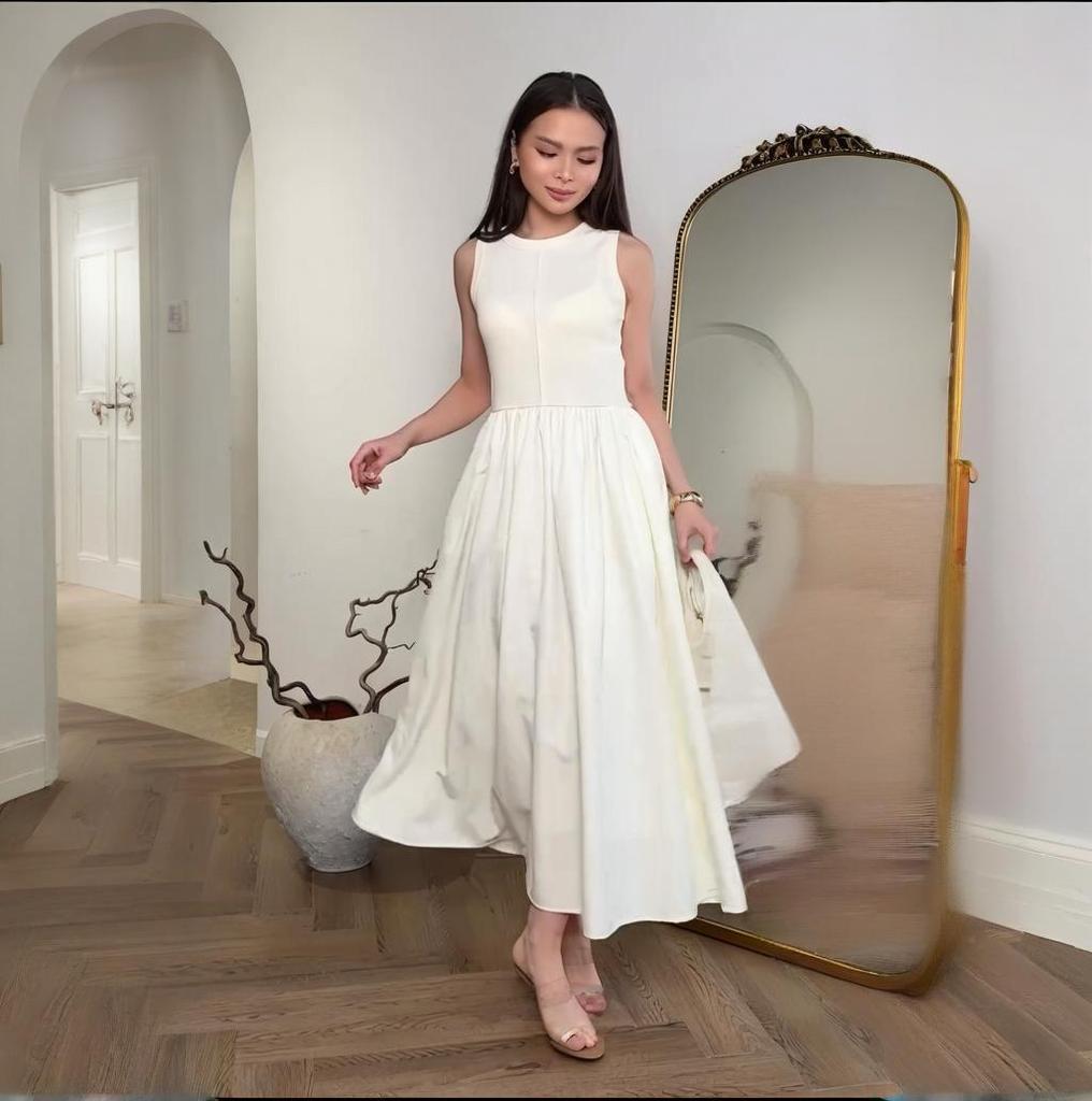 2025 European & American Women's Sleeveless Round Neck Zipper Dress with Waist-Cinching Design