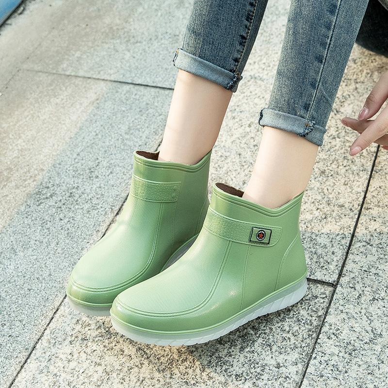 Stivali da pioggia corti alla moda, antiscivolo, impermeabili, possono  essere aggiunti con cotone per tenersi al caldo, scarpe di gomma da donna  adulta, scarpe a piedi, donne acquista in modo economico — spedizione