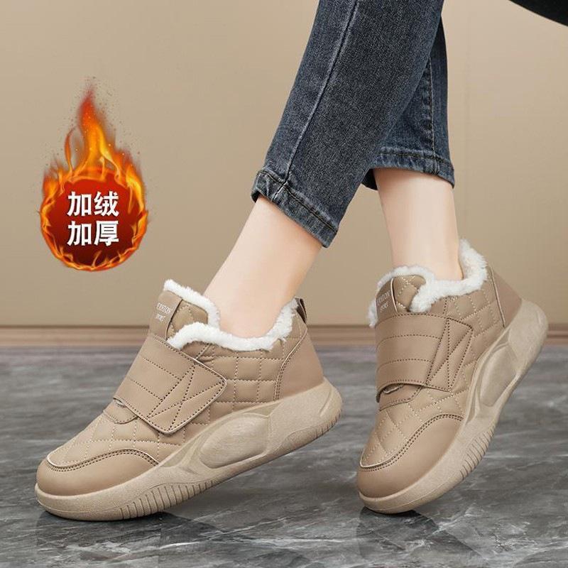 Stepping On Shit Feeling Velvet Warm Cotton Shoes Women's 2025 Winter New Large Cotton Velcro Bread Casual Student Snow Boots