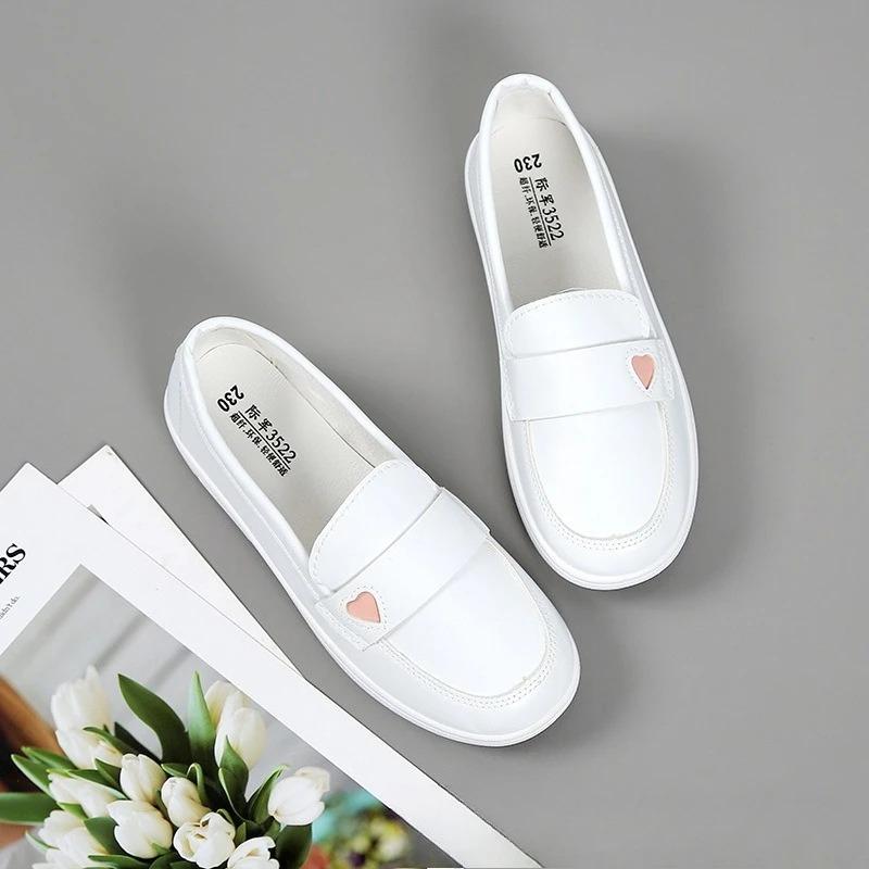 Women's Shoes Lihghtweight Pu Leather Casual Shoes Soft Sole Comfort Nursing Shoes Classic Slip on Women's Loafers Zapatos Mujer