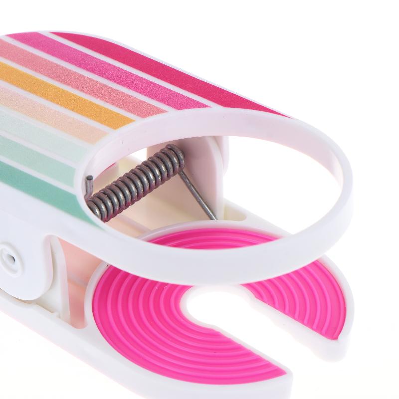 Rainbow Clip On Chair Armrest Cup Holder Portable Anti Slip Plastic Drink Holder Beach Chair Cup Holder For Beach Poolside Patio