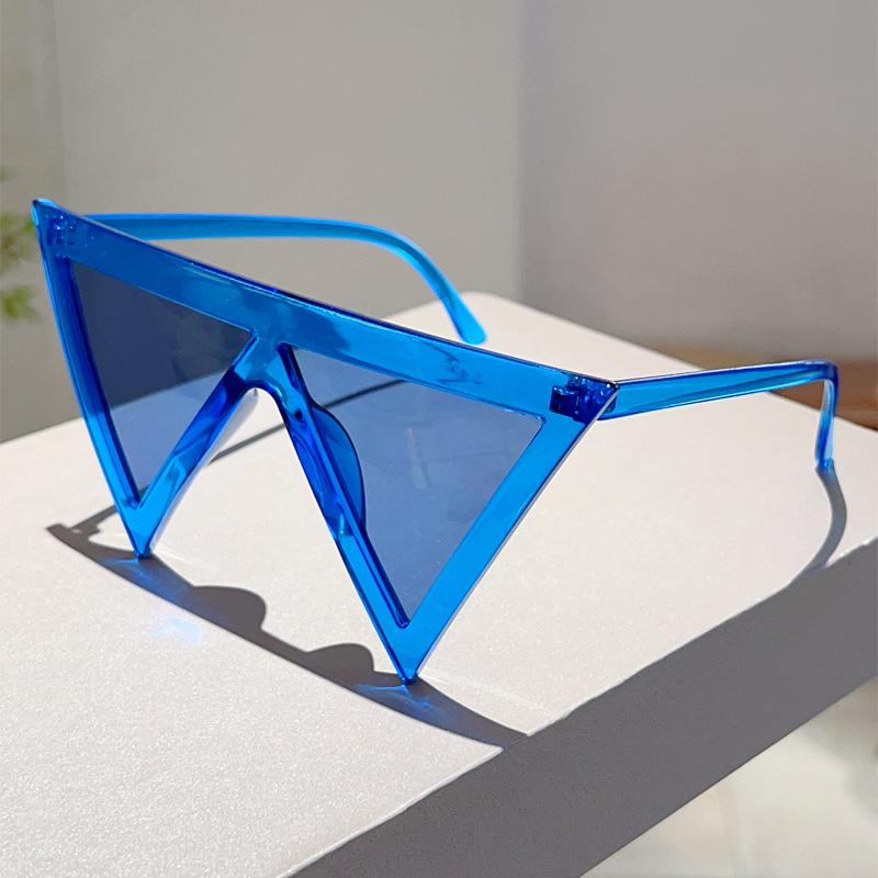 Triangle Shaped Sunglasses New Fashion Candy Color Beach Holiday Shades Trendy Brand Design Cute Decor Sun Glasses