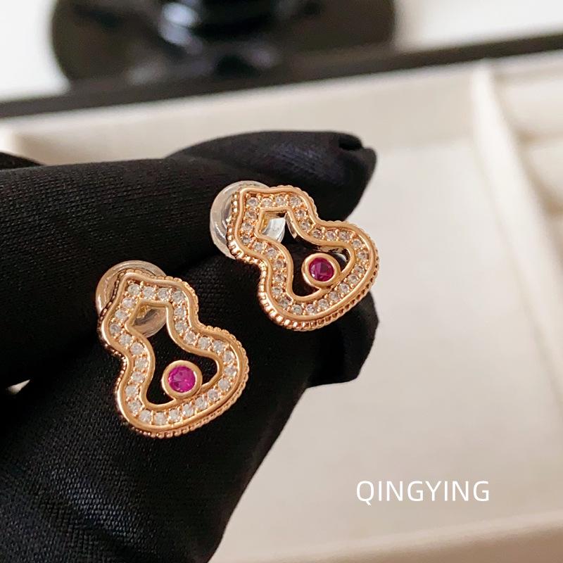 Elegant Ruby Gourd Stud Earrings for Women - Fashionable and Versatile Silver Needle High-End Earrings
