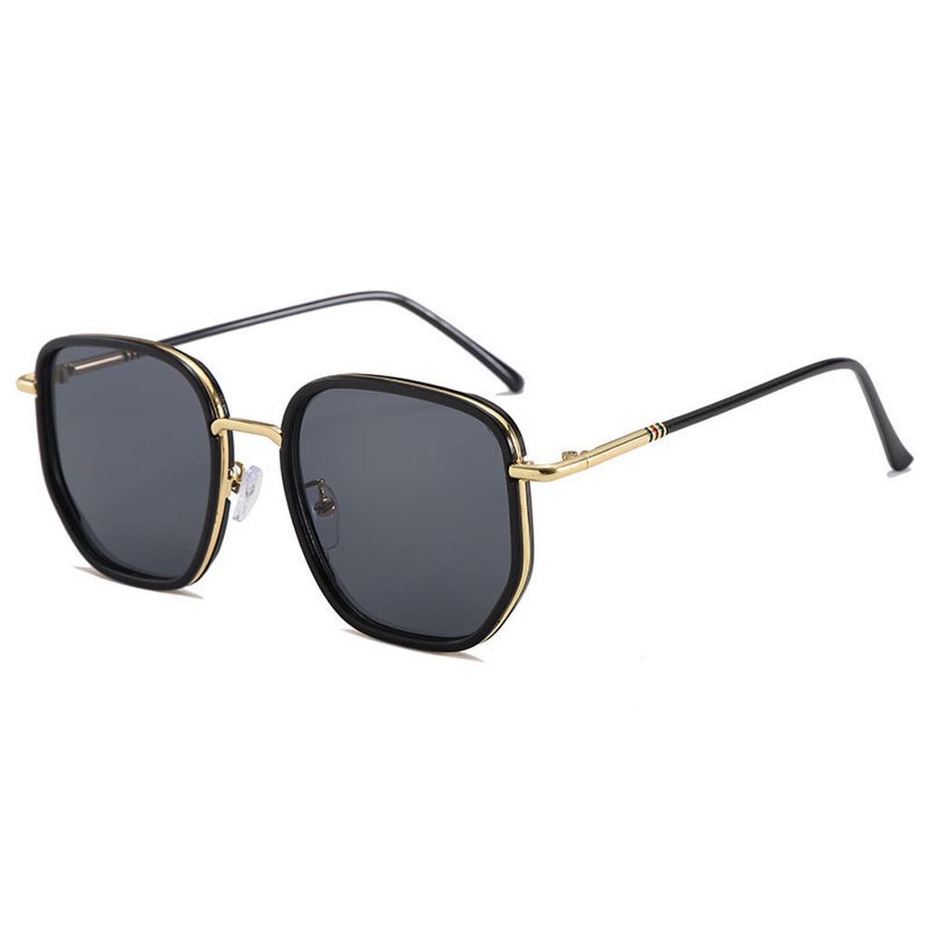 

Ins Trendy Square Frame PC Sunglasses UV400 Sun Protection Unisex Fashion Shades for Driving Travel Outdoor Activities