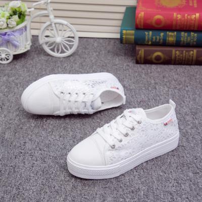 Nouvelle Mode Chaussures Femmes Mode Été Décontracté Chaussures Blanches Découpes Dentelle Creux Respirant Plateforme Chaussures Plates Femme Baskets