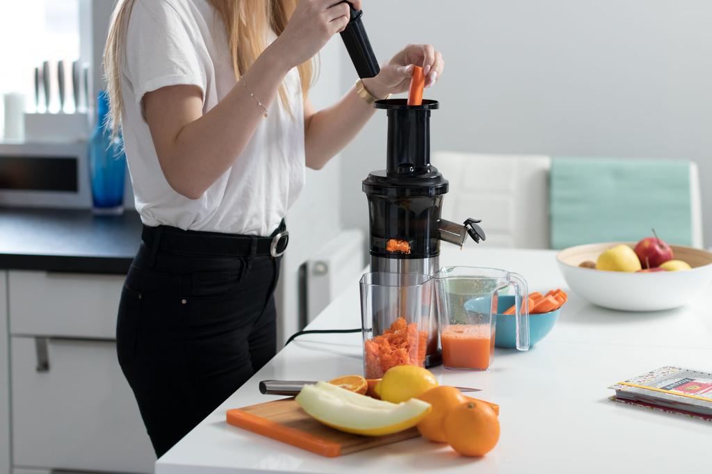 Extracteur de jus lent Teesa 200W