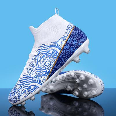 Football Boots Men Ultralight Sportswear Sneaker High Quality Students Training Soccer Shoes Studded Comfortable Football Shoes