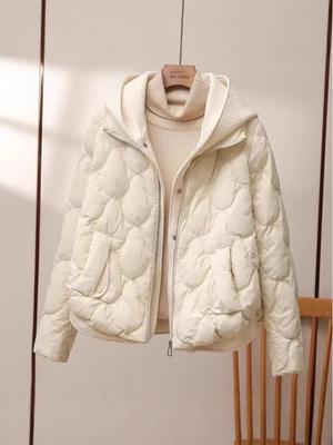 Damen Strick-Daunen-Baumwollmantel im europäischen Stil mit Kapuze - Kurz, locker, verdickt, Winter-Oberbekleidung